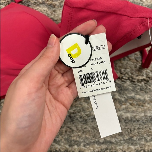 Robin Piccone Ava Pink Punch Bikini Top Sz Small NWT | Robin Piccone Bikini Top - Picture 12 of 14